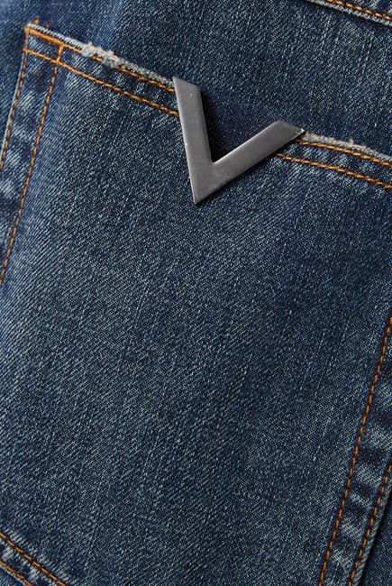 بنطال جينز بشعار V